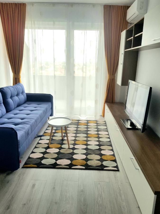Happyhome Central Deluxe Apartments Oradea Exterior photo
